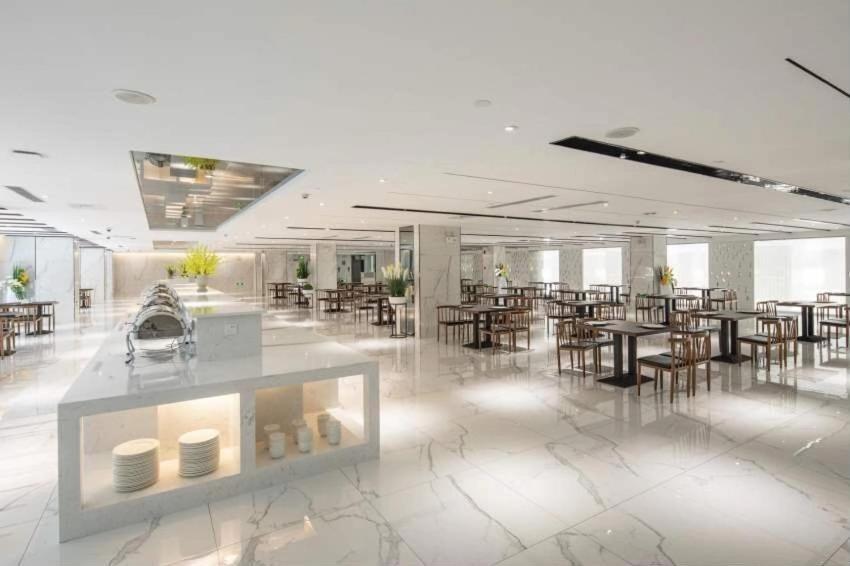 Ramada By Wyndham Mengzi Suites Экстерьер фото